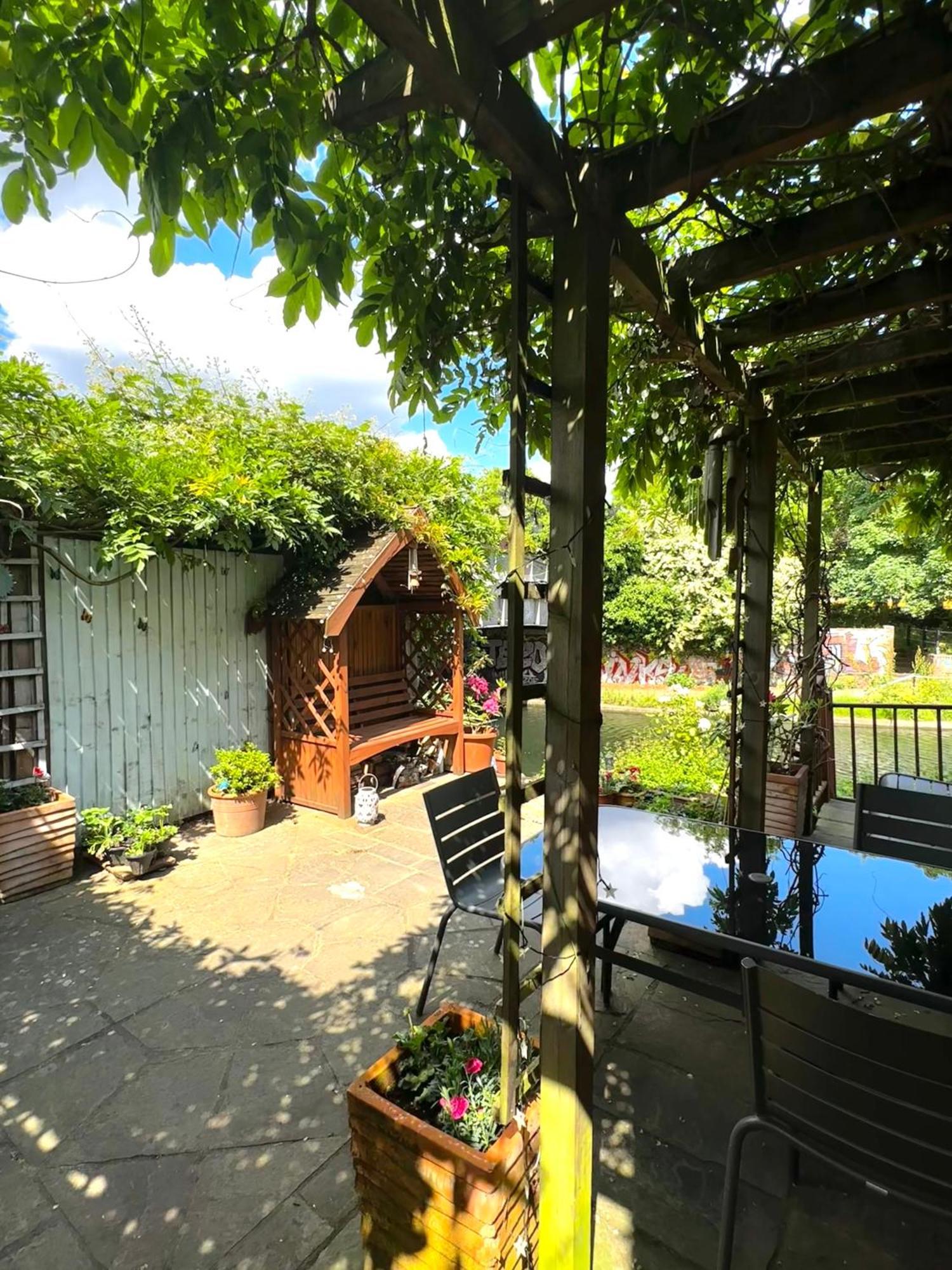 Canal View House: City of London Oasis Exterior photo